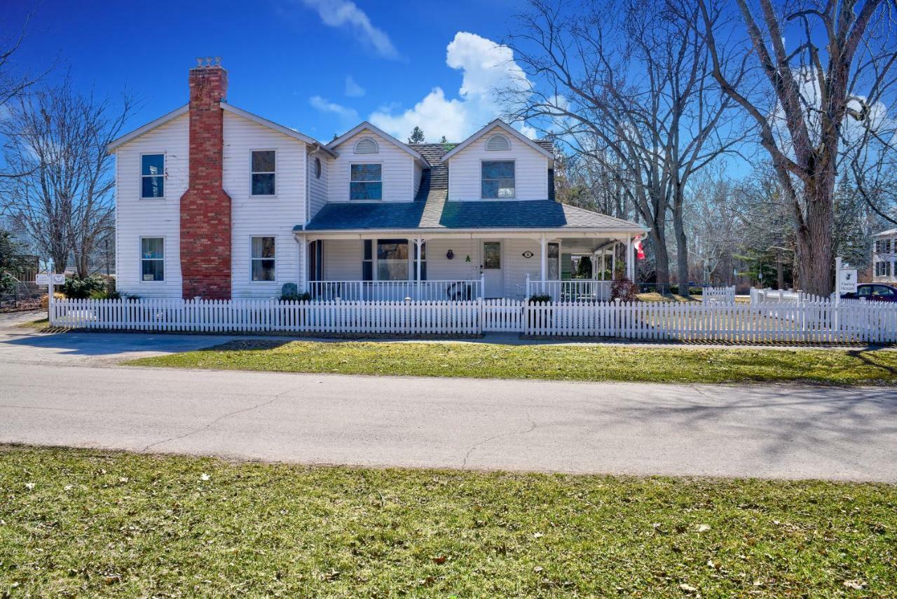 Finlay House Bed And Breakfast Niagara - On - The - Lake Екстериор снимка